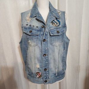 JC Legacy Bikers Studded Denim Distressed Jean Vest Front Side Pockets